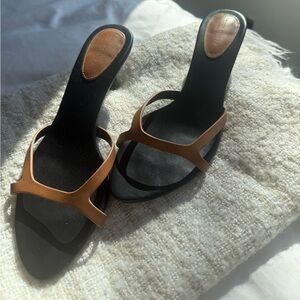 Tony Bianco Heels Daisy tan como